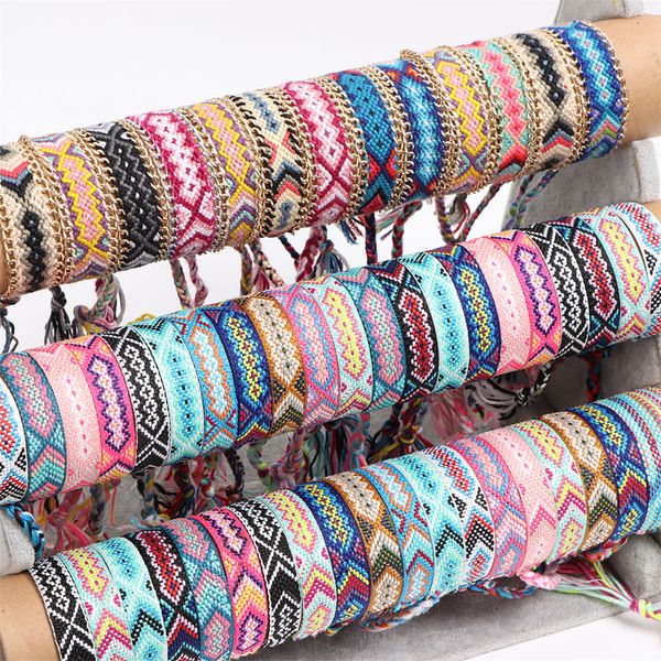 chain 20pcslot bohemian national handmade braided cotton rope bracelets for men women wristband ethnic anklet fashion jewelry gifts 230710, Black
chain 20pcslot bohemian national handmade braided cotton rope bracelets for men women wristband ethnic anklet fashion jewelry gifts 230710, Black