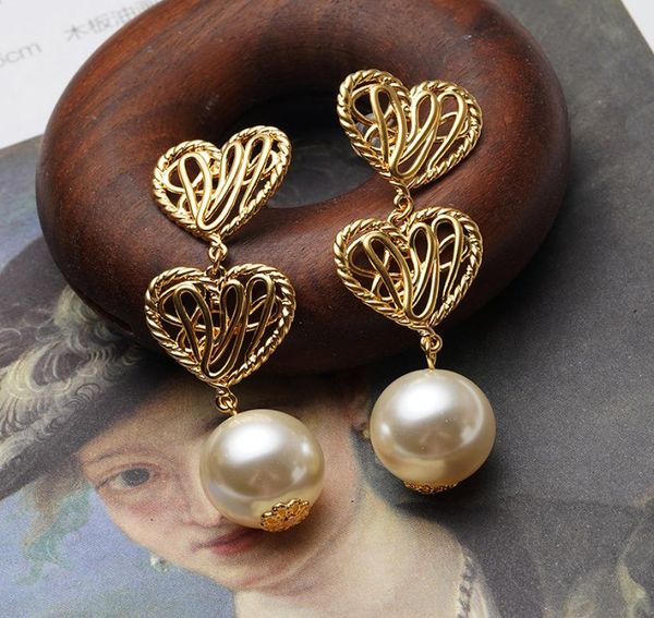 luxury ear stud tassel pearl earrings personality diamonds pearls pendant women039s earrings7180929, Golden;silver
luxury ear stud tassel pearl earrings personality diamonds pearls pendant women039s earrings7180929, Golden;silver