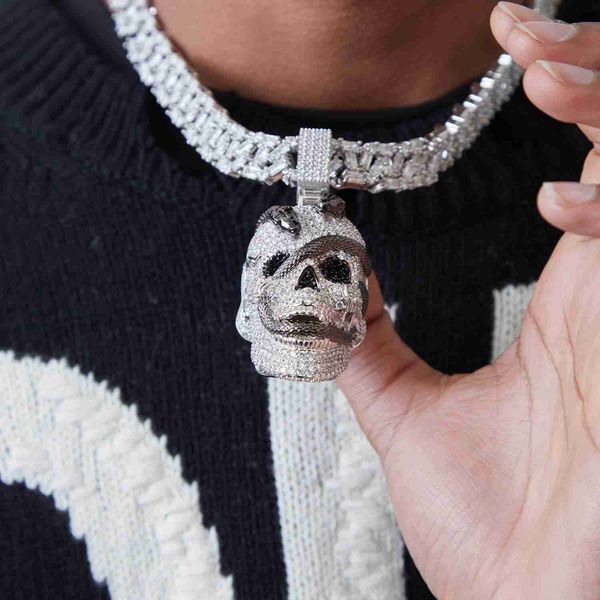 new necklace hip hop skull pendant jewelry enamel snake pendant silver moissanite necklace men's rapper
new necklace hip hop skull pendant jewelry enamel snake pendant silver moissanite necklace men's rapper