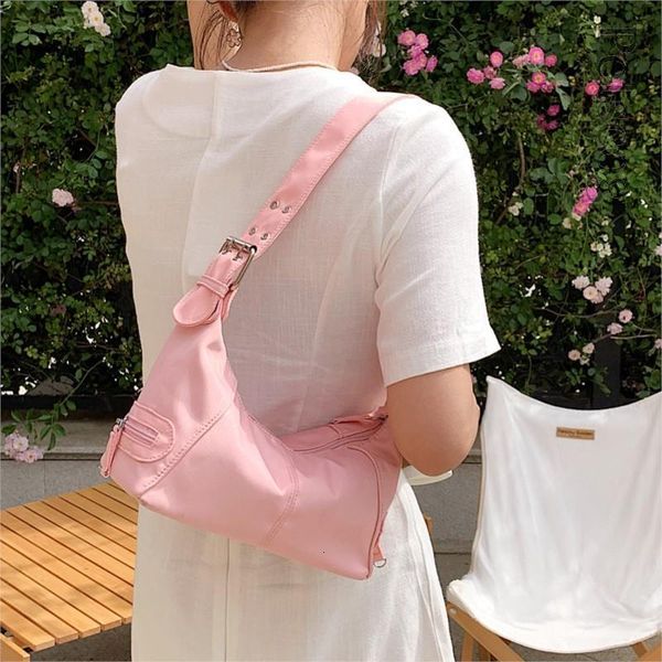evening bags nylon handbag 2023 designer vintage small shoulder bag fashion trending handbag and purses underarm 230710
evening bags nylon handbag 2023 designer vintage small shoulder bag fashion trending handbag and purses underarm 230710