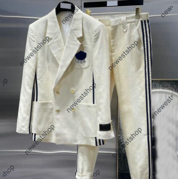 23ss designer mens suits blazers luxury western-style leisure clothes letter print coats womens cooperation coat slim fit casual ribbon stri, White;black
23ss designer mens suits blazers luxury western-style leisure clothes letter print coats womens cooperation coat slim fit casual ribbon stri, White;black