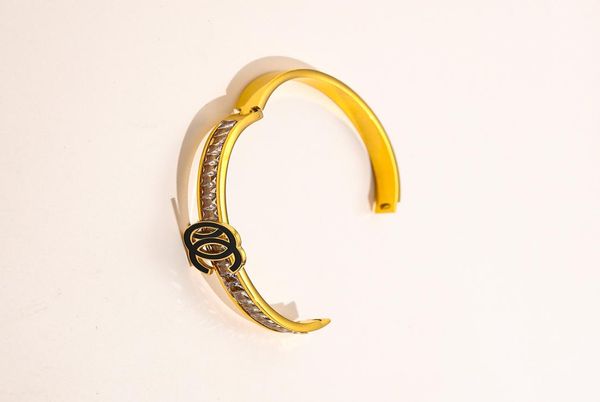 new style fashion bracelets women bangle luxury designer jewelry crystal 18k gold plated stainless steel lovers gift bangles mens 8112484, Black
new style fashion bracelets women bangle luxury designer jewelry crystal 18k gold plated stainless steel lovers gift bangles mens 8112484, Black