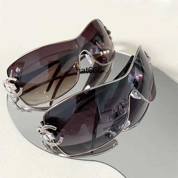 retro one piece sunglasses women's oversized uv400 shades 2023 fashion eyewear, White;black
retro one piece sunglasses women's oversized uv400 shades 2023 fashion eyewear, White;black