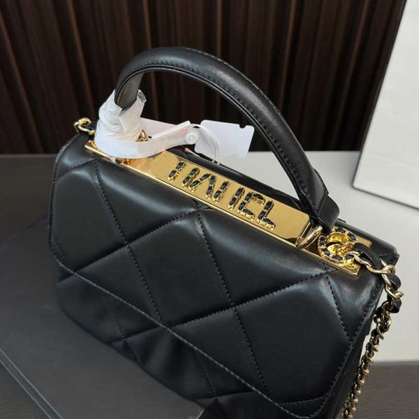 trendy handbag women shoulder crossbody sheepskin rhombus chain bag luxury designer tote large capacity and practical
trendy handbag women shoulder crossbody sheepskin rhombus chain bag luxury designer tote large capacity and practical