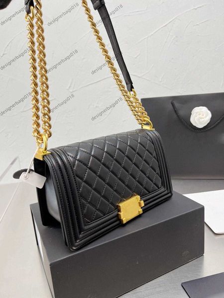 classic bags designer messenger handbag double lambskin flap lady shoulder bag gold chain purse fashion leather bags pochette luxury womens
classic bags designer messenger handbag double lambskin flap lady shoulder bag gold chain purse fashion leather bags pochette luxury womens