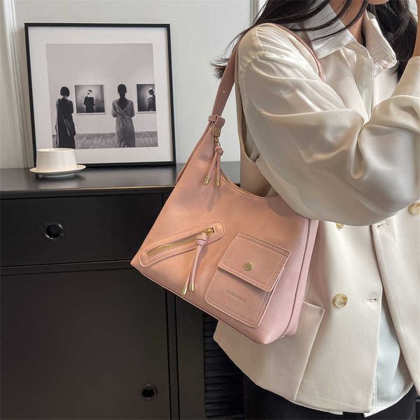 designer bag large capacity portable bag for women new spring/summer fashion niche design shoulder bag versatile commuting tote bag
designer bag large capacity portable bag for women new spring/summer fashion niche design shoulder bag versatile commuting tote bag