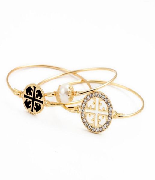 european and american fashion brand 18k yellow gold with diamond bracelet female character simple student bangle 6697916, Black
european and american fashion brand 18k yellow gold with diamond bracelet female character simple student bangle 6697916, Black