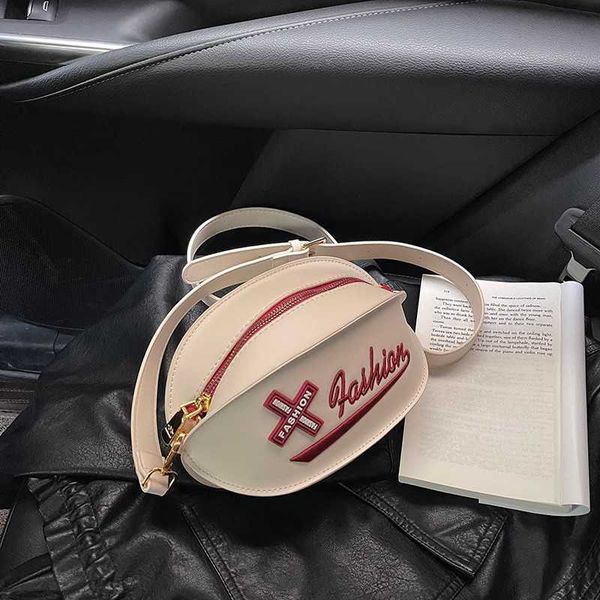 summer fresh one shoulder small bag for women 2023 new simple and personalized basketball bag, popular fashion trend crossbody bag 230710
summer fresh one shoulder small bag for women 2023 new simple and personalized basketball bag, popular fashion trend crossbody bag 230710
