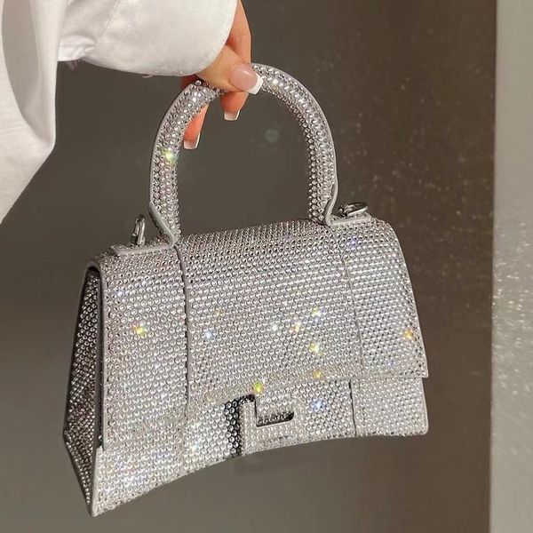 womens clutch genuine leather hourglass bag luxury designer inlaid rhinestone diamond kits handbag evening bags men totes shoulder cross bod
womens clutch genuine leather hourglass bag luxury designer inlaid rhinestone diamond kits handbag evening bags men totes shoulder cross bod