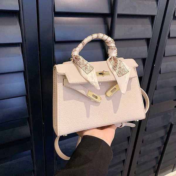 designer hemrres tote bag french haute couture fashion portable small bag for women 2023 summer minimalist kelys niche trendy shoulder
designer hemrres tote bag french haute couture fashion portable small bag for women 2023 summer minimalist kelys niche trendy shoulder