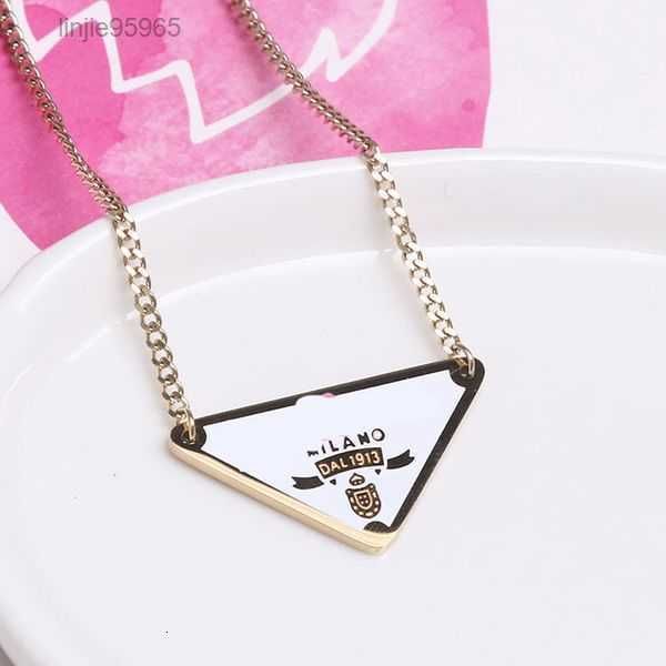 gold silver triangle pendants necklace female stainless steel couple chain pendant jewelry on the neck for girlfriend accessories 31111111
gold silver triangle pendants necklace female stainless steel couple chain pendant jewelry on the neck for girlfriend accessories 31111111