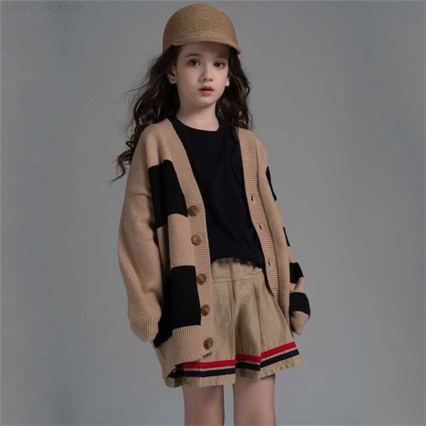 teenager and kids sweater girls cardigan baby autumn coat children buttons england style black khaki #6474 211106 l230710, Blue
teenager and kids sweater girls cardigan baby autumn coat children buttons england style black khaki #6474 211106 l230710, Blue