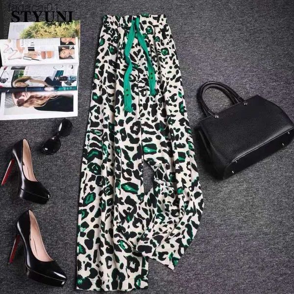 leopard printing green laceup straight wide leg women's pants 2022 korean fashion vintage elastic high waist pants for women l230621, Black;white
leopard printing green laceup straight wide leg women's pants 2022 korean fashion vintage elastic high waist pants for women l230621, Black;white