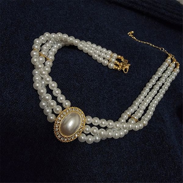 strands strings luxury vintage three layer pearl collar choker 2023 in trend jewelry fashion woman s necklace on the neck party gift 230710, Black
strands strings luxury vintage three layer pearl collar choker 2023 in trend jewelry fashion woman s necklace on the neck party gift 230710, Black