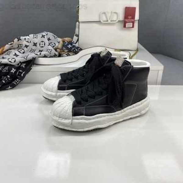 blakey maison mihara yasuhiro mmy men's high canvas shoes men's toe skate shoe stc sneakers, Black
blakey maison mihara yasuhiro mmy men's high canvas shoes men's toe skate shoe stc sneakers, Black