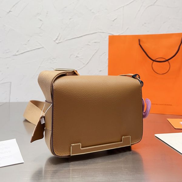 square flap crossbody bag women shoulder bags solid color handbags cowhide leather magnetic buckle cell phone pocket adjustable webbing stra
square flap crossbody bag women shoulder bags solid color handbags cowhide leather magnetic buckle cell phone pocket adjustable webbing stra