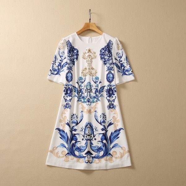 european and american women's dress 2023 summer new style five-quarter sleeve studded beaded printed crew collar fashion dress, Black;gray
european and american women's dress 2023 summer new style five-quarter sleeve studded beaded printed crew collar fashion dress, Black;gray
