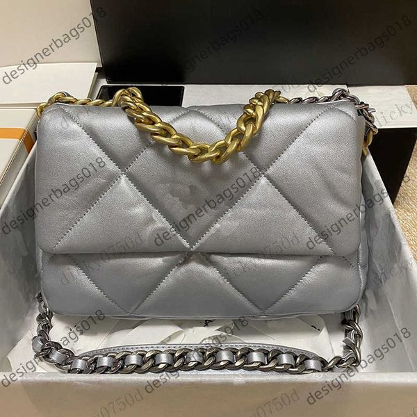 designer shoulder bag 7a luxury tote women bags silver chain crossbody purse cc lambskin leather classic evening handbags flap card holders
designer shoulder bag 7a luxury tote women bags silver chain crossbody purse cc lambskin leather classic evening handbags flap card holders