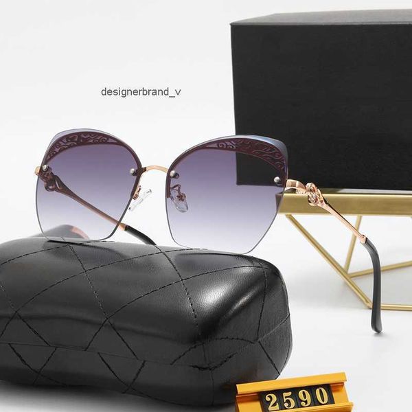 cutting channel luxury exquisite designer ladies design sunglasses latest metal fashion big process butterfly outline hollow frameless lens, White;black
cutting channel luxury exquisite designer ladies design sunglasses latest metal fashion big process butterfly outline hollow frameless lens, White;black