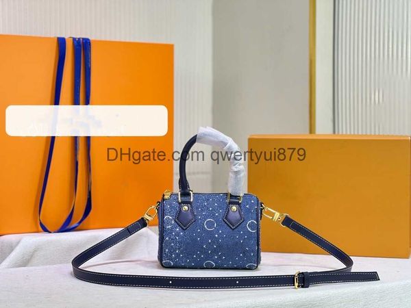 totes designer speedy 25 navy blue denim jacquard bags monograms canvas pattern faded padlock crossbody shoulder bandouliere 16cm m81085 m81
totes designer speedy 25 navy blue denim jacquard bags monograms canvas pattern faded padlock crossbody shoulder bandouliere 16cm m81085 m81