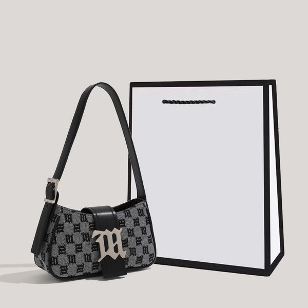 evening bag s leisure bag luxury designer brand handbag and wallet 2023 canvas ribbon sheet metal decoration crossbody small 230710
evening bag s leisure bag luxury designer brand handbag and wallet 2023 canvas ribbon sheet metal decoration crossbody small 230710