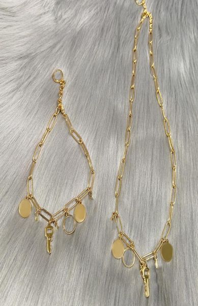 v22 designer bracelets necklace small flower classic women fashion bracelet 547497, Golden;silver
v22 designer bracelets necklace small flower classic women fashion bracelet 547497, Golden;silver