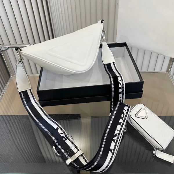 designer mens bumbags womens fanny pack triangle pouch waist bag teddy crossbody shoulder bags fashion handbags wallet purses 2301131d
designer mens bumbags womens fanny pack triangle pouch waist bag teddy crossbody shoulder bags fashion handbags wallet purses 2301131d