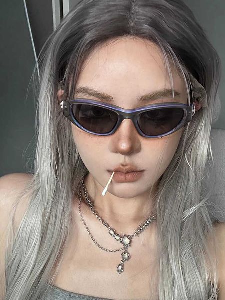 fashion gentle monster sunglasses gm sunglasses 2023 new y2k spicy girl glasses women's future technology sense network red personality, White;black
fashion gentle monster sunglasses gm sunglasses 2023 new y2k spicy girl glasses women's future technology sense network red personality, White;black