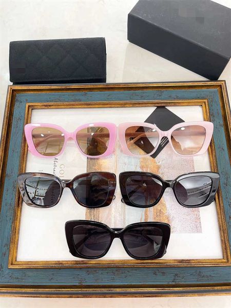 2023 new xiaoxiang women's net red personalized fashion 5504 large frame thin face sunglasses, White;black
2023 new xiaoxiang women's net red personalized fashion 5504 large frame thin face sunglasses, White;black