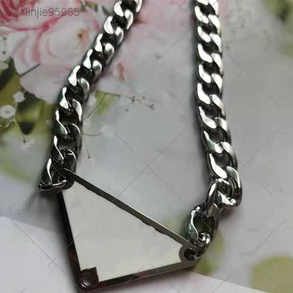 luxury pendant necklaces fashion for man woman inverted triangle letter designers jewelry trendy personality clavicle chain 31111111, Silver
luxury pendant necklaces fashion for man woman inverted triangle letter designers jewelry trendy personality clavicle chain 31111111, Silver