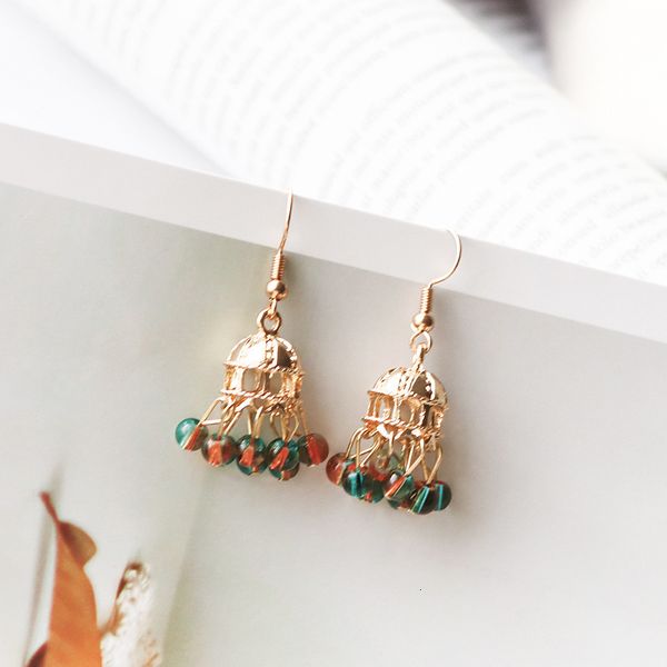 stud fashion castle shape geometric earrings for women colorful crystal drop elegant minimalist trend 230710, Golden;silver
stud fashion castle shape geometric earrings for women colorful crystal drop elegant minimalist trend 230710, Golden;silver