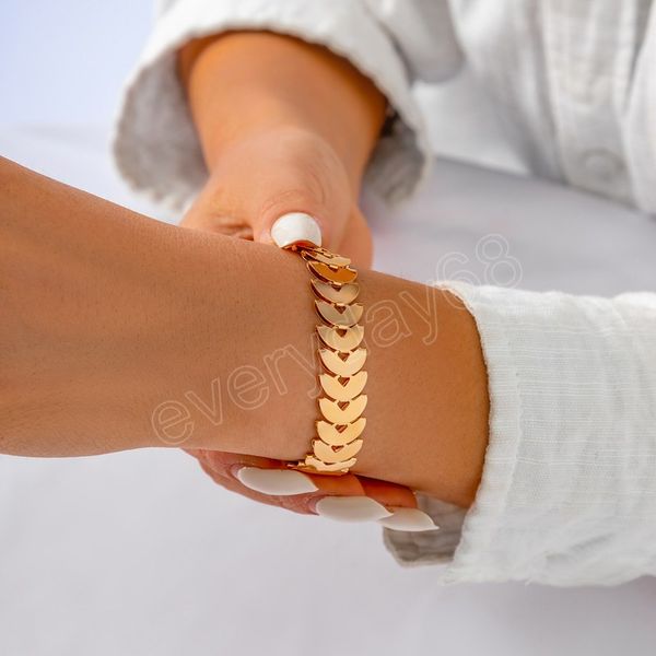 simple leaves linked bracelets for women trendy ladies elegant chunky hand chains 2023 fashion jewelry accessories on wrist gift, Golden;silver
simple leaves linked bracelets for women trendy ladies elegant chunky hand chains 2023 fashion jewelry accessories on wrist gift, Golden;silver
