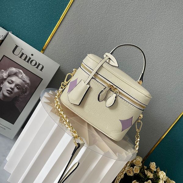 luxurys bags designers m45598 mono nice vanity cosmetic bags pouch tote wallets black embossing handbags classic toiletry makeup bag double
luxurys bags designers m45598 mono nice vanity cosmetic bags pouch tote wallets black embossing handbags classic toiletry makeup bag double