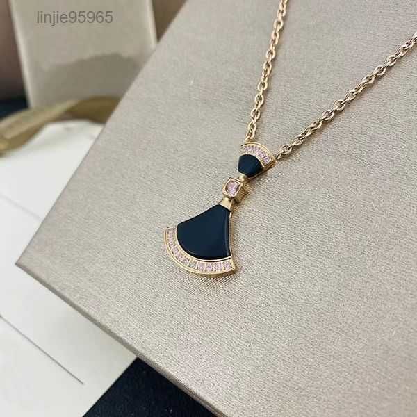 heart gold love luxury necklace designer jewelry for women charming fan shaped pendant steel womens party wedding birthday gift 11111111, Silver
heart gold love luxury necklace designer jewelry for women charming fan shaped pendant steel womens party wedding birthday gift 11111111, Silver