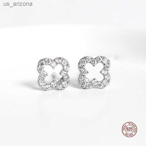lko real s925 sterling silver hollow clover ear studs shining zircon crystal earrings for women girl jewelry l230620, Golden;silver
lko real s925 sterling silver hollow clover ear studs shining zircon crystal earrings for women girl jewelry l230620, Golden;silver