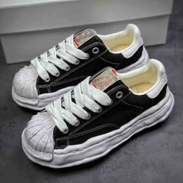 luxury mihara yasuhiro toe casual shoes sneakers for men and women mmy shoes home sanyuan kangyuyuan sole couple low-cut canvas shoes.
luxury mihara yasuhiro toe casual shoes sneakers for men and women mmy shoes home sanyuan kangyuyuan sole couple low-cut canvas shoes.