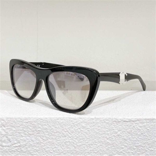 2023 new xiaoxiangjia's new fashion square plate sunglasses star sunglasses ch9095, White;black
2023 new xiaoxiangjia's new fashion square plate sunglasses star sunglasses ch9095, White;black