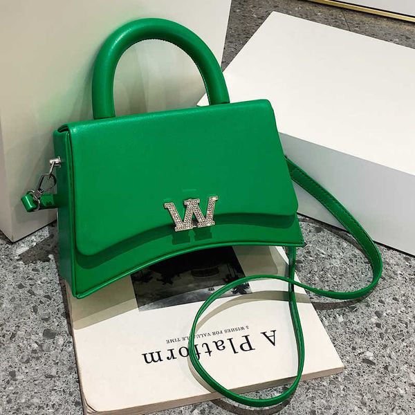 store handbag retail wholesale for women versatile spring and summer in 2023 new trend popular crossbody bag simple portable small square
store handbag retail wholesale for women versatile spring and summer in 2023 new trend popular crossbody bag simple portable small square