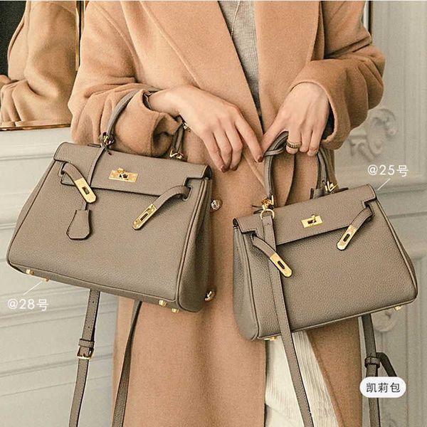 designer hemrres tote bag 2023 new genuine leather women's head layer cowhide small one shoulder handheld crossbody women
designer hemrres tote bag 2023 new genuine leather women's head layer cowhide small one shoulder handheld crossbody women