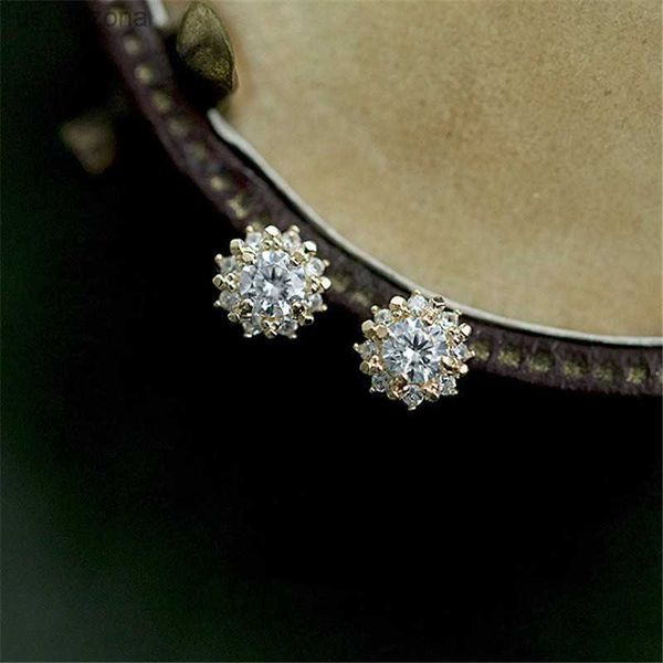 925 sterling silver plated 14k gold plating simple sun earrings women retro court style exquisite sweet jewelry accessories l230620, Golden;silver
925 sterling silver plated 14k gold plating simple sun earrings women retro court style exquisite sweet jewelry accessories l230620, Golden;silver