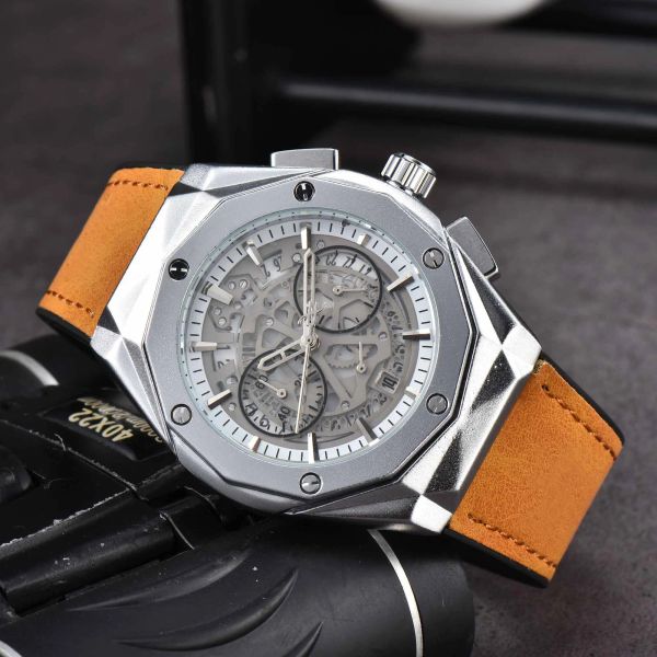 latest luxury fashion men's skeleton watch 116557 skeleton dial quartz movement business fashion watch elegant silver cool sports watch, Slivery;brown
latest luxury fashion men's skeleton watch 116557 skeleton dial quartz movement business fashion watch elegant silver cool sports watch, Slivery;brown