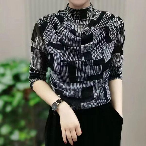 jackets spring autumn fashion half high collar plaid tshirt female korean elegant long sleeve gauze spliced women's clothing 2022, Black;brown
jackets spring autumn fashion half high collar plaid tshirt female korean elegant long sleeve gauze spliced women's clothing 2022, Black;brown