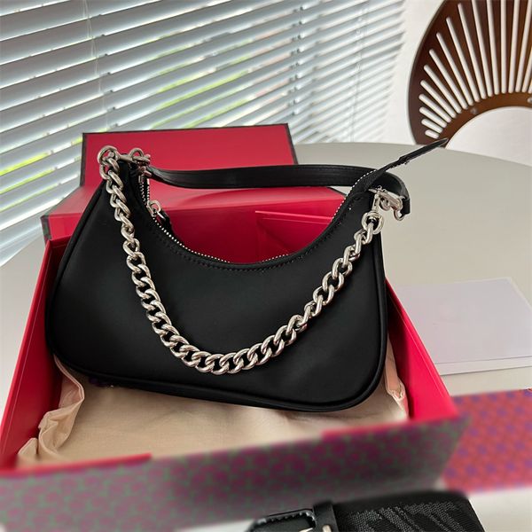 new trend underarm bag simple and versatile mixed color design sense handbag shoulder mercer bag designer women underarm bag chain
new trend underarm bag simple and versatile mixed color design sense handbag shoulder mercer bag designer women underarm bag chain