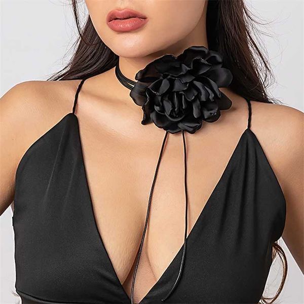 pendant necklaces exaggerated large flower choker necklace for women trendy elegant long lace up rope chain on neck jewelry accessories 2306, Silver
pendant necklaces exaggerated large flower choker necklace for women trendy elegant long lace up rope chain on neck jewelry accessories 2306, Silver