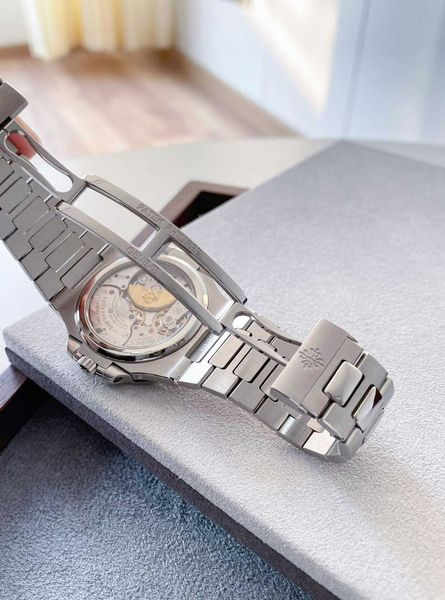 diamond p classical a sport t luxury e elegant k 40mm super thin wrist watches 5712 5724 3k zf cal.240 iced out watch for men & women s1i9, Slivery;brown
diamond p classical a sport t luxury e elegant k 40mm super thin wrist watches 5712 5724 3k zf cal.240 iced out watch for men & women s1i9, Slivery;brown