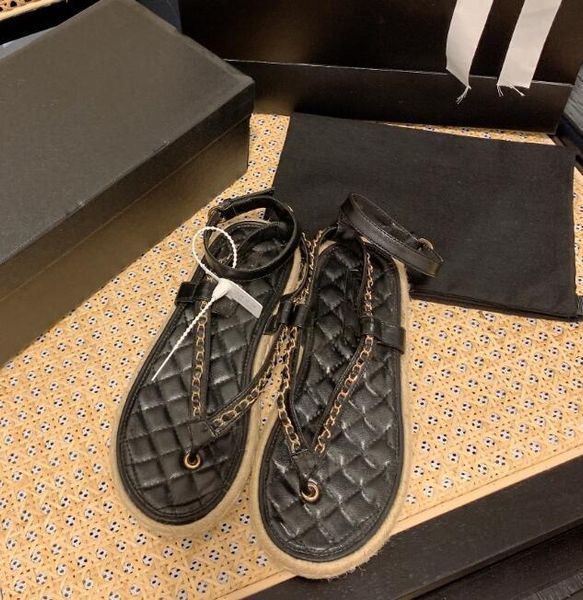 new style women designer slippers straw shoe womens platform slides metal letter sandal lambskin tpu slipper summer outdoor beach mules fash, Black
new style women designer slippers straw shoe womens platform slides metal letter sandal lambskin tpu slipper summer outdoor beach mules fash, Black