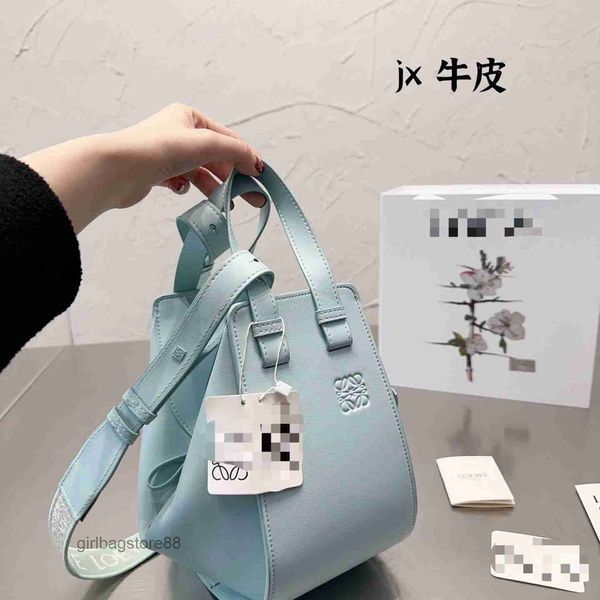 hamlock designer high-end lloew girl leather purse shoulder bag lady bucket bags series hammock crossbody wing portable 2pop
hamlock designer high-end lloew girl leather purse shoulder bag lady bucket bags series hammock crossbody wing portable 2pop