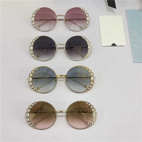 sunglasses 2023 new f family's new fashionable diamond inlaid round frame wu jinyan's same sunglasses ff0324/s, White;black
sunglasses 2023 new f family's new fashionable diamond inlaid round frame wu jinyan's same sunglasses ff0324/s, White;black