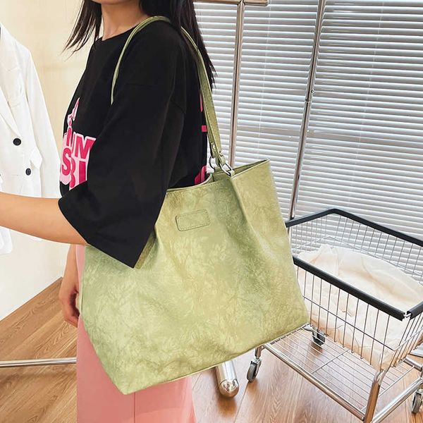 pu bag female new minority design high sense of foreign temperament large capacity tote bag shoulder bag
pu bag female new minority design high sense of foreign temperament large capacity tote bag shoulder bag