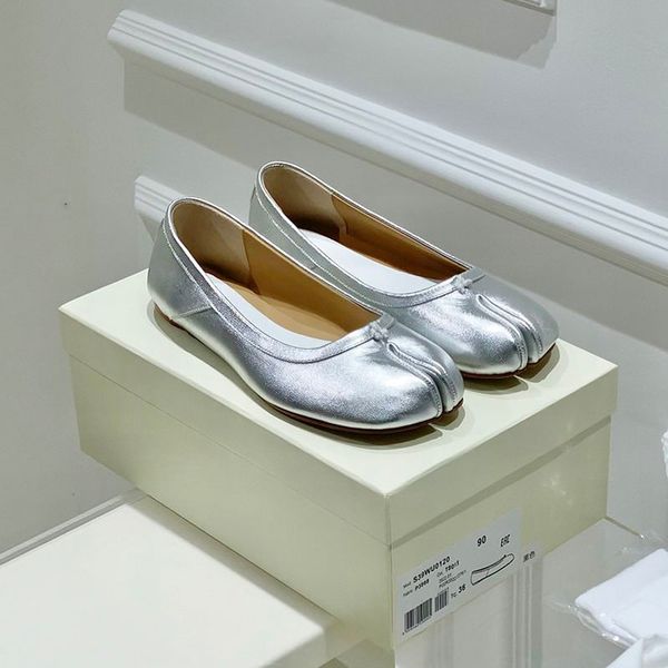 tan tabi ballerina flats square toe cap loafers women's luxury designers calfskin sole fashion casual dress shoes factory footwear size, Black
tan tabi ballerina flats square toe cap loafers women's luxury designers calfskin sole fashion casual dress shoes factory footwear size, Black